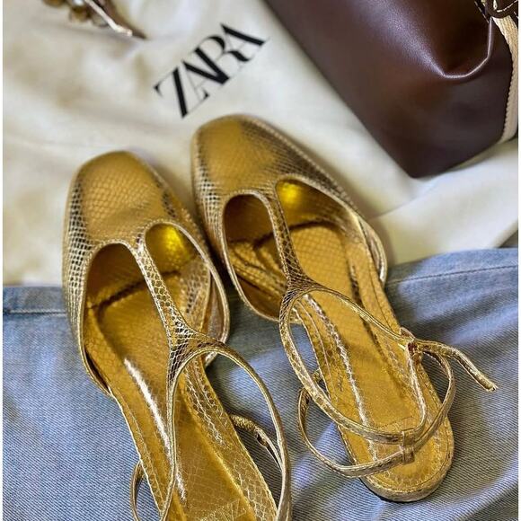 RARE!!! ZARA Front Strap Flats NWT - Picture 8 of 16